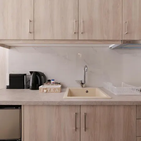 Plaka 2 * Benitses (Corfu)